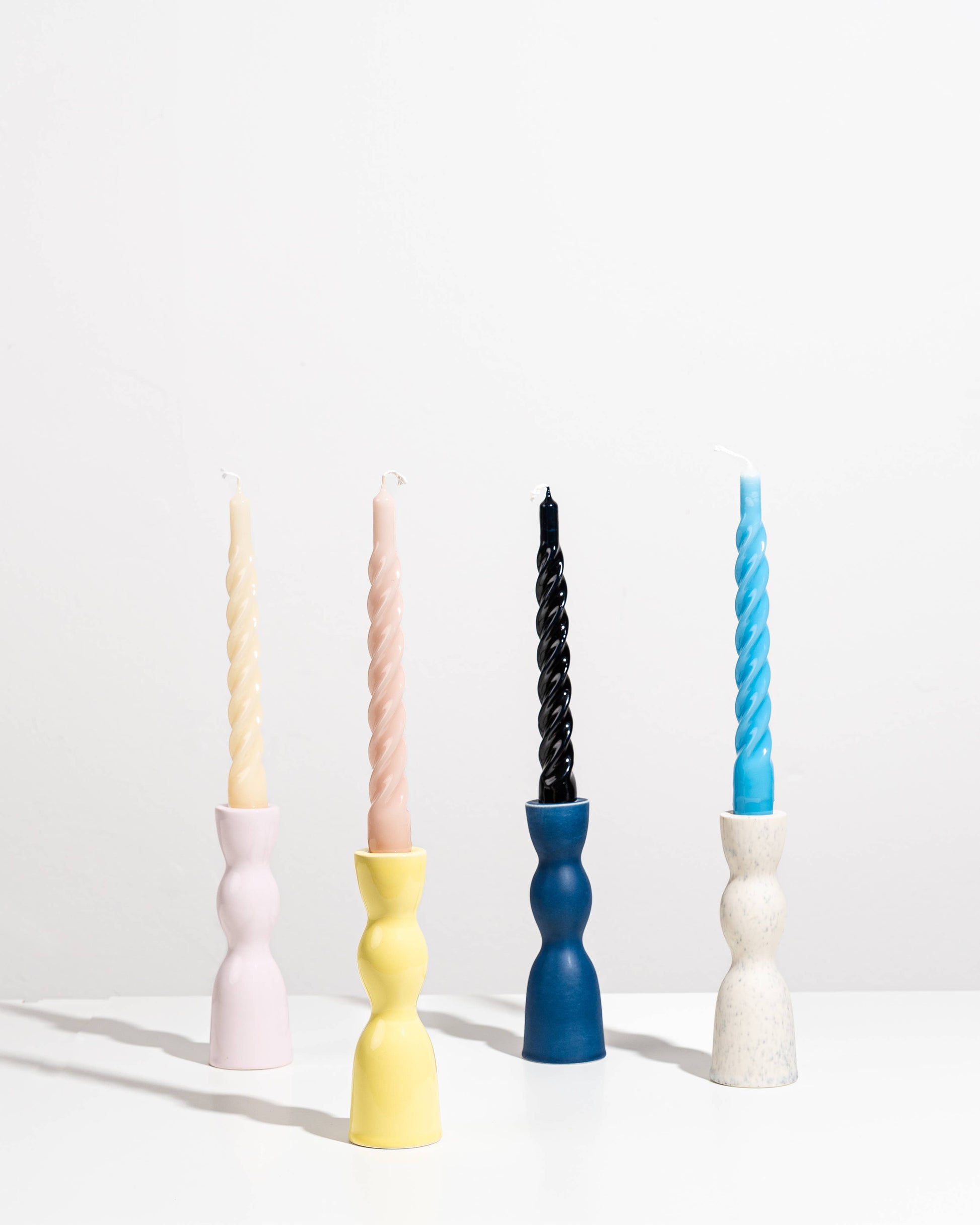 wave candleholder - low