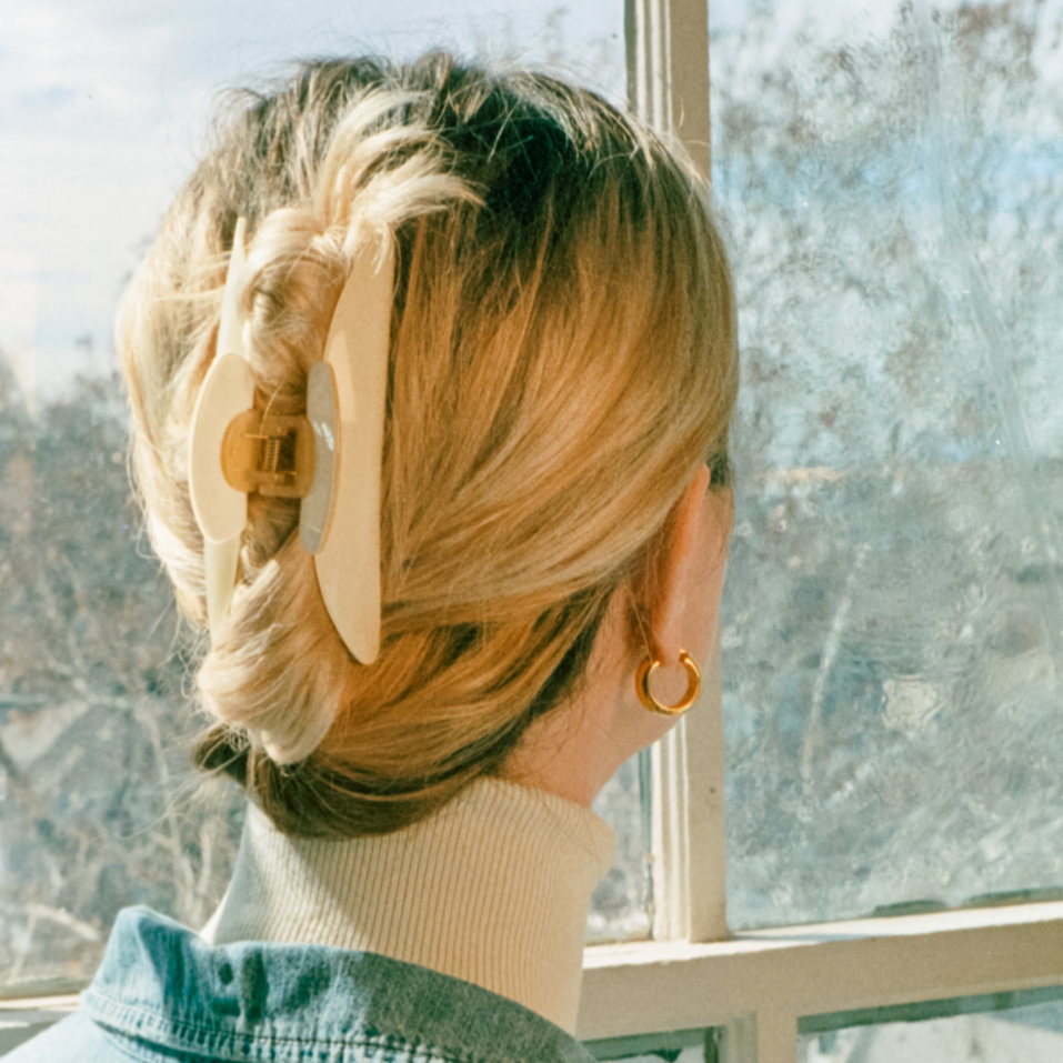 slim hair claw clip — cream