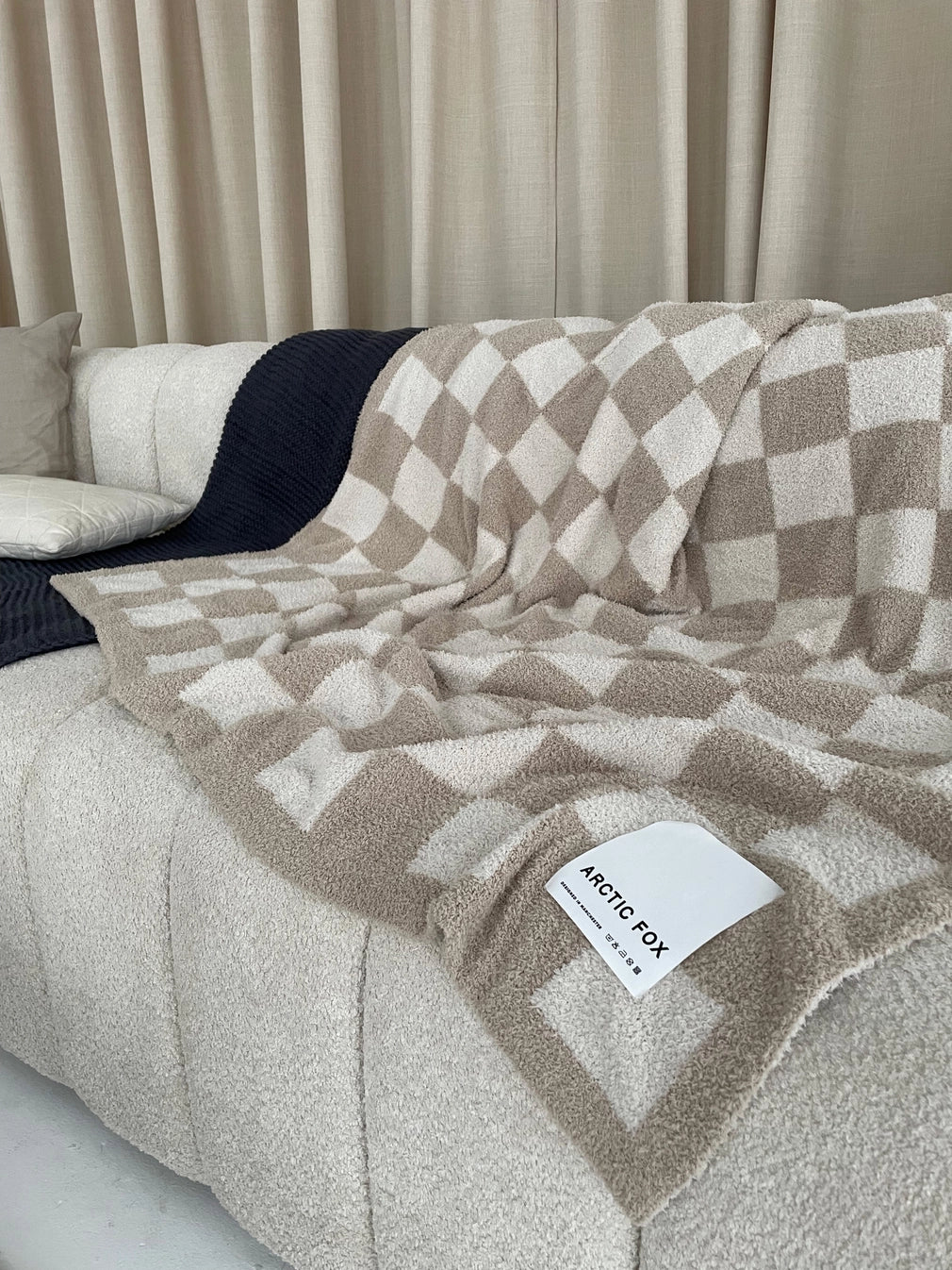 the teddy throw - 100% recycled - checkered