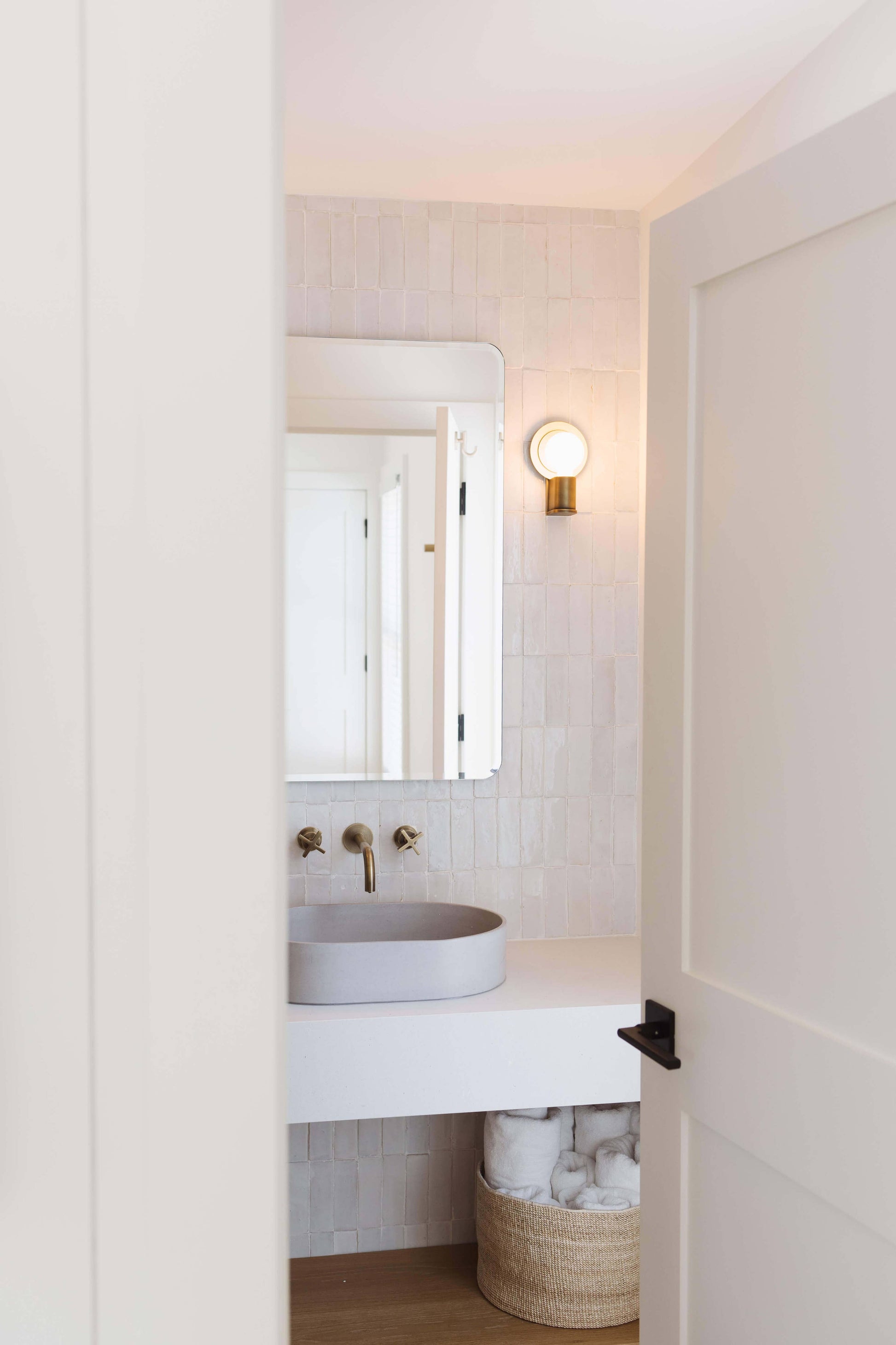 banana leaf floor basket