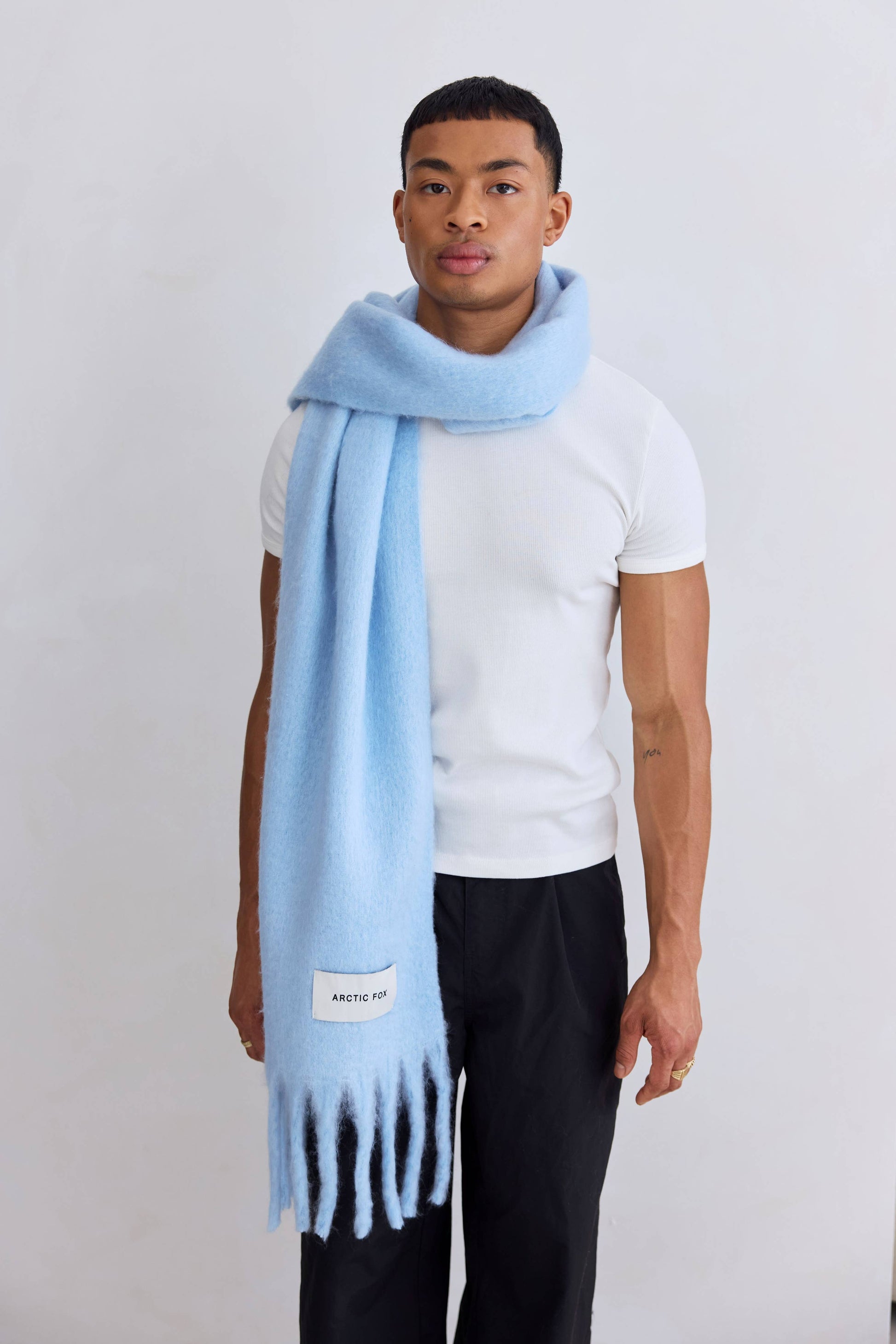 the stockholm scarf - 100% recycled - glacier blue