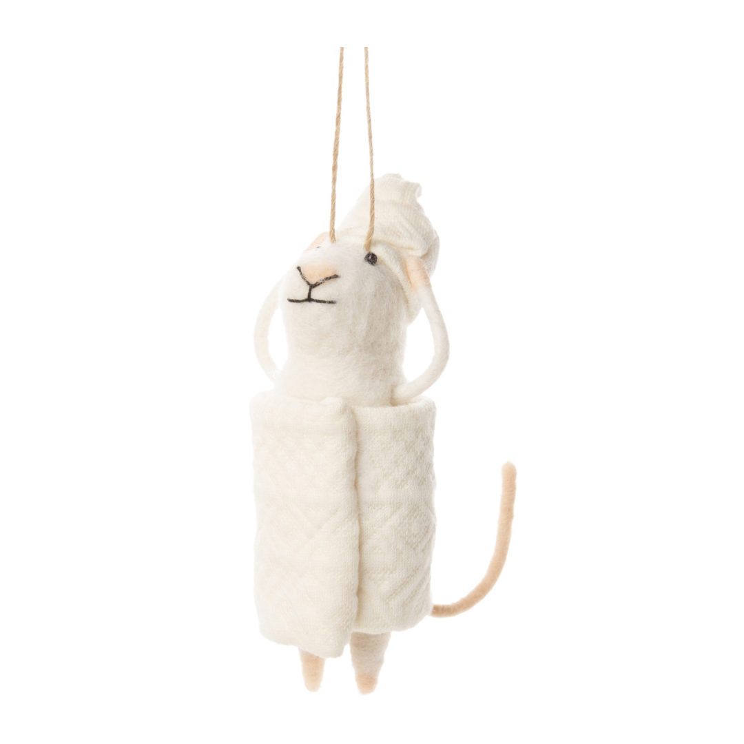 felt mouse in towel ornament