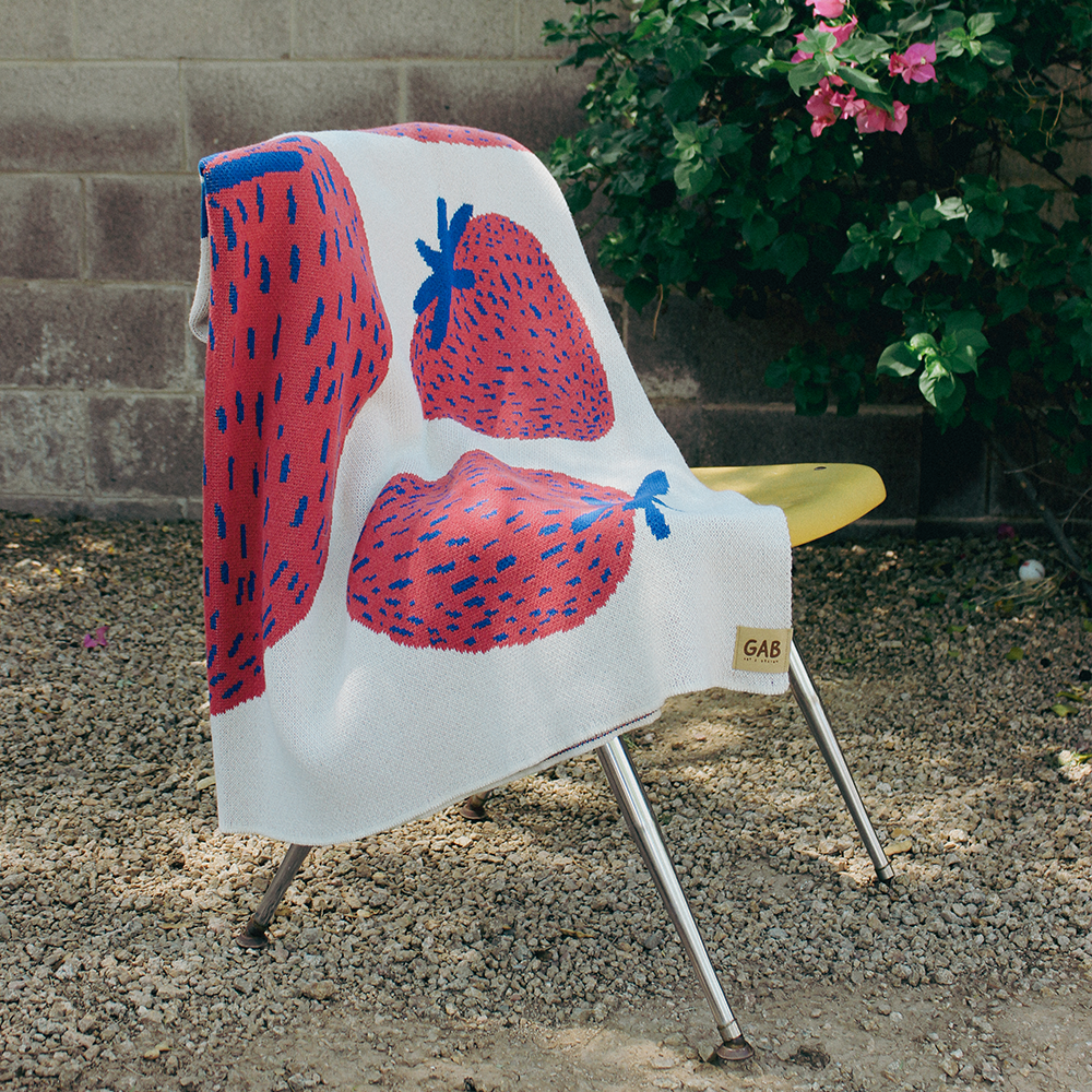strawberry knit blanket