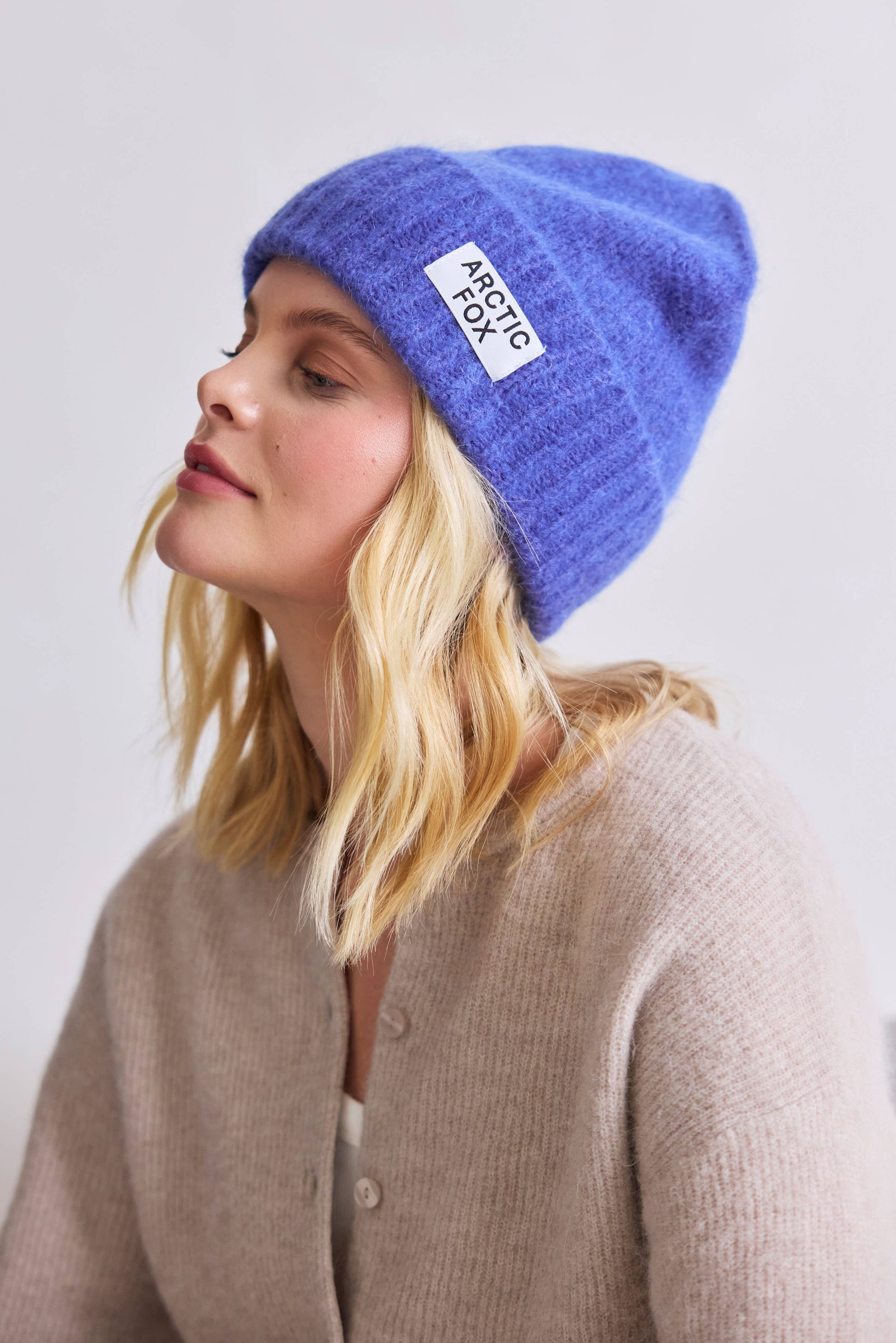 the mohair beanie - future dusk blue