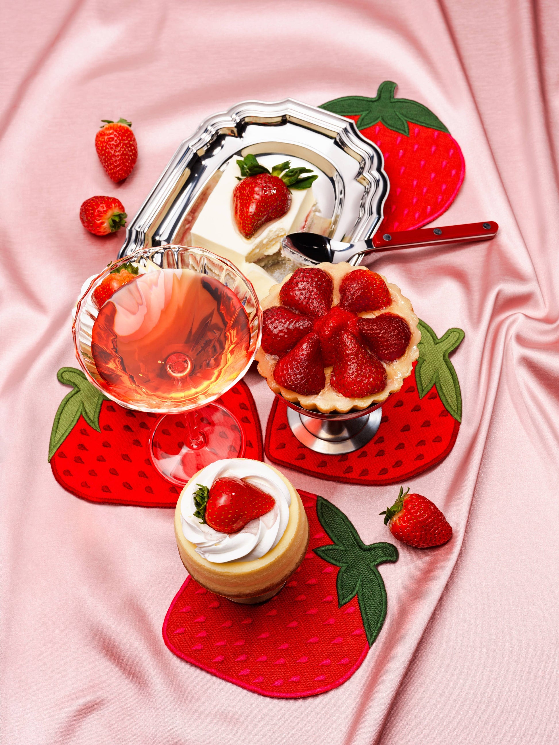 strawberry cocktail napkins - set Of 4