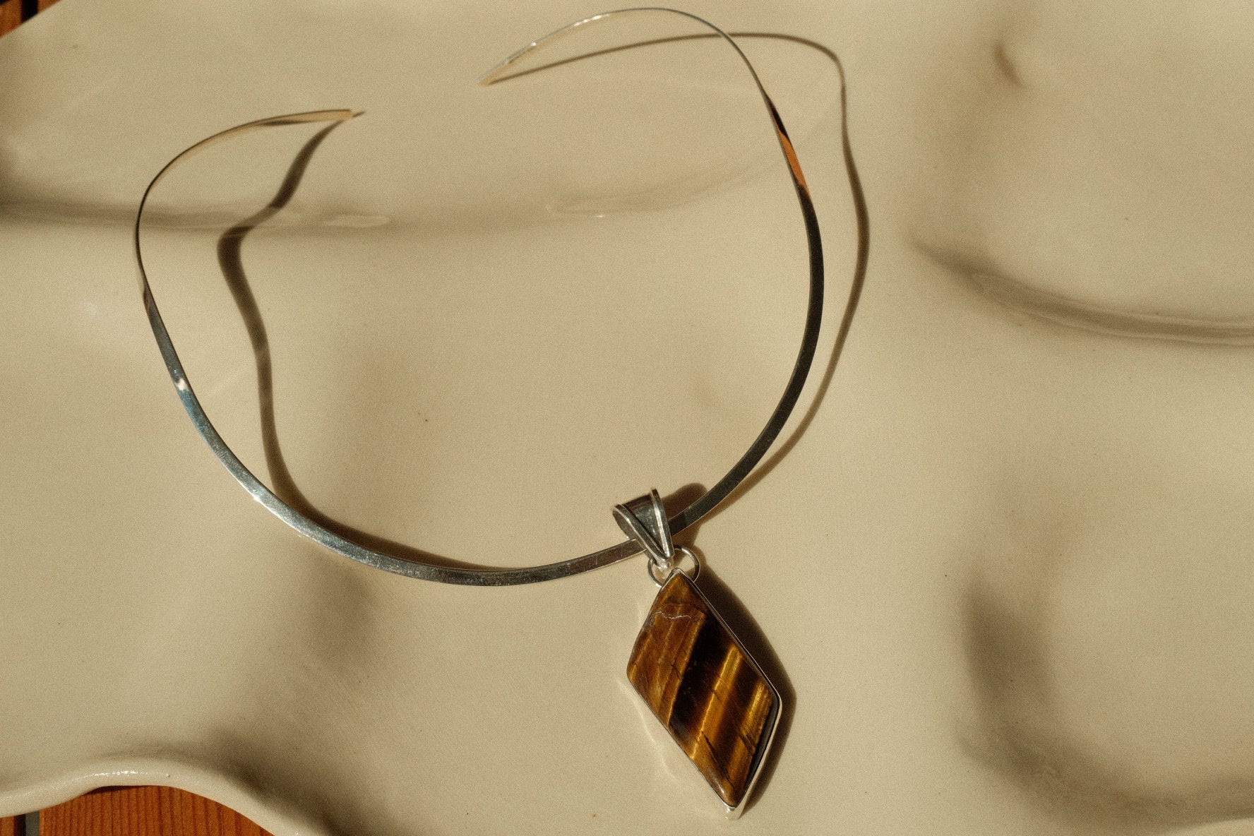 silver cat eye collar necklace