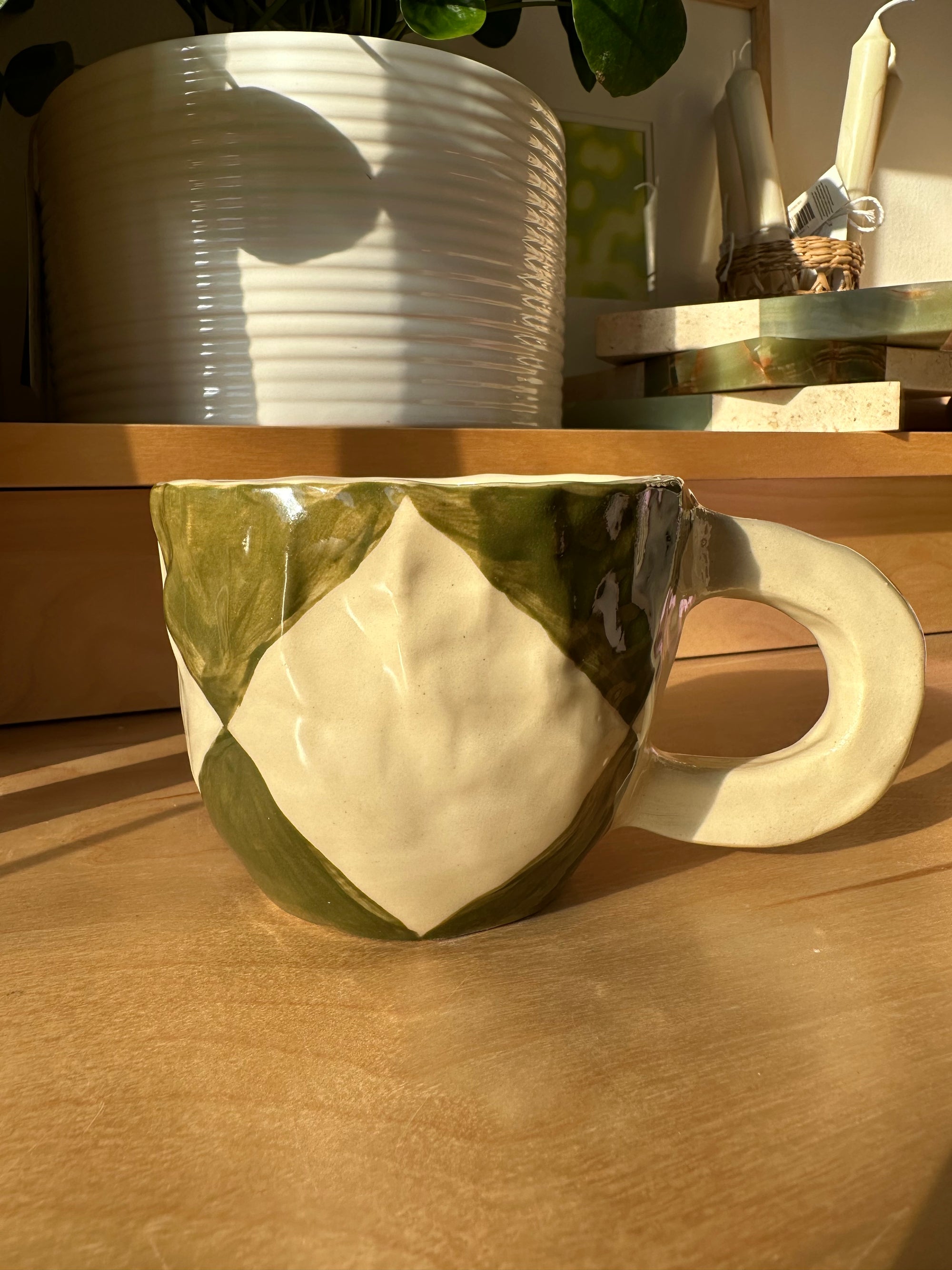 rolanda mug - big tile olive green