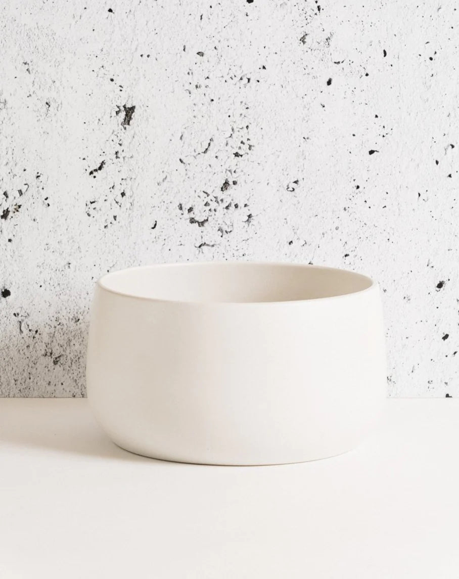 stoneware serving bowl 120 oz - matte white