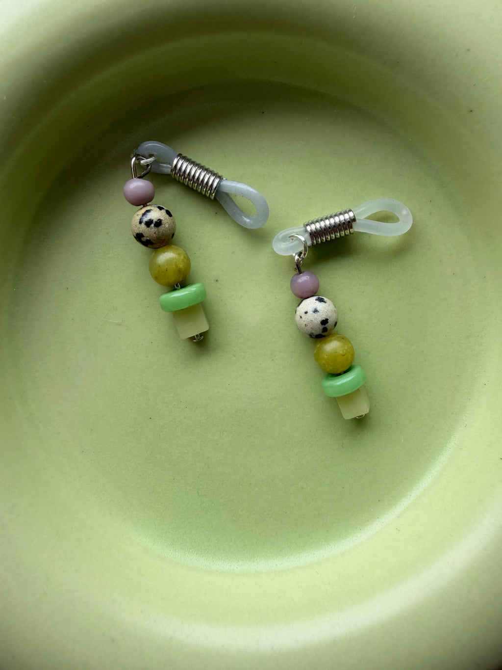 sunglass / earbud charm (set)