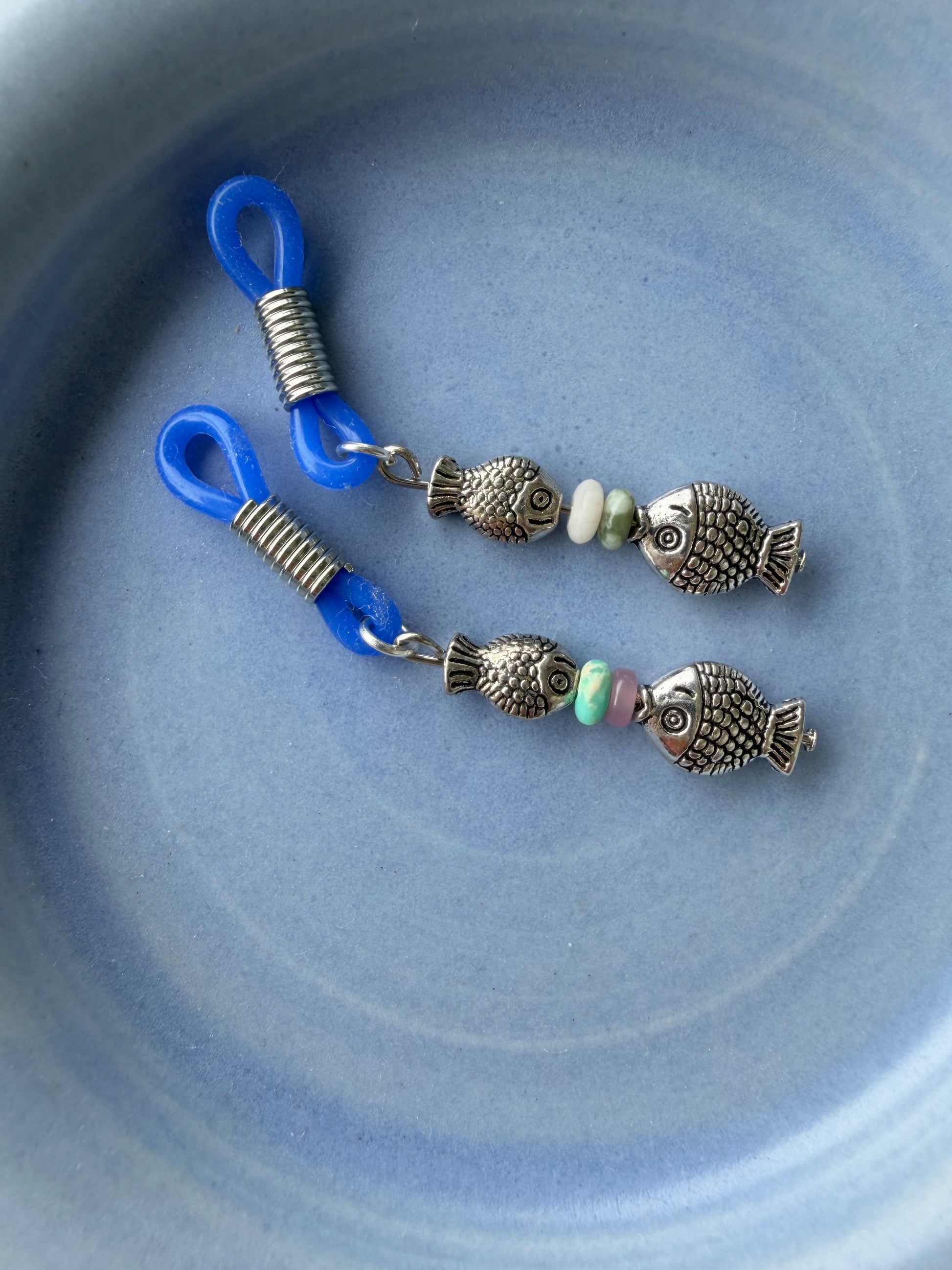 sunglass / earbud charm (set)