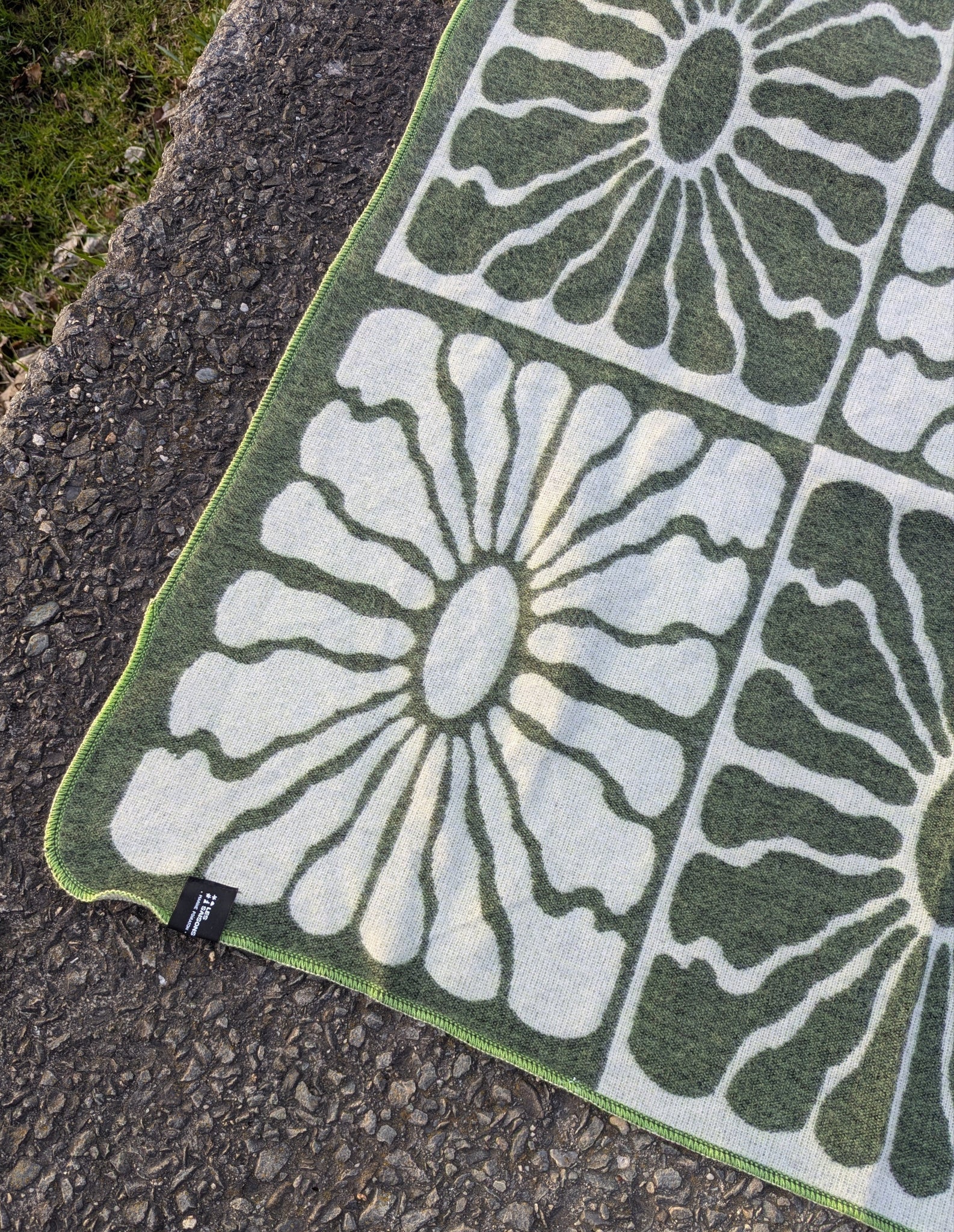 eternal sunshine blanket | x marine poiraton