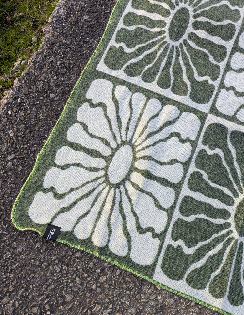 eternal sunshine blanket | x marine poiraton