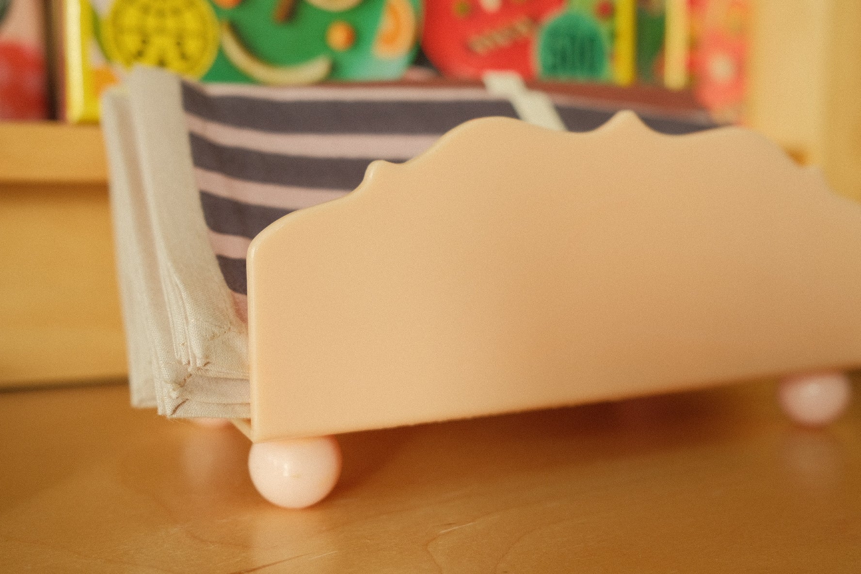 vintage schwarz bros towel/napkin holder