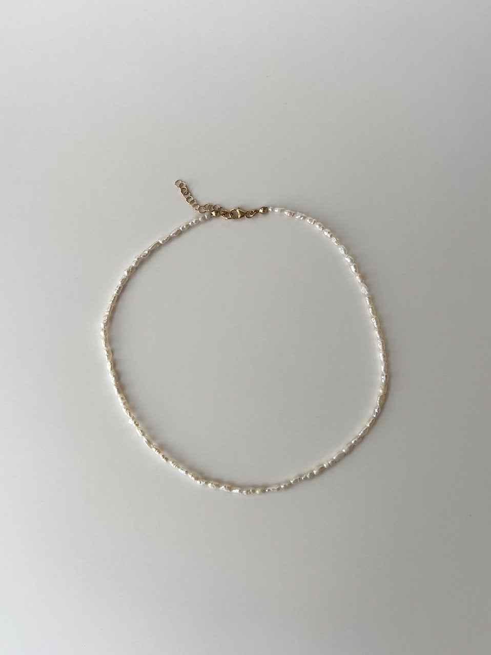 mini perla necklace