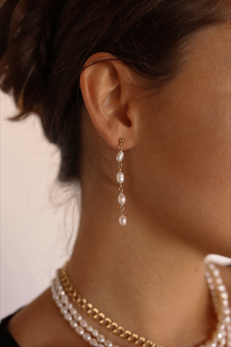 mini perla drop earrings