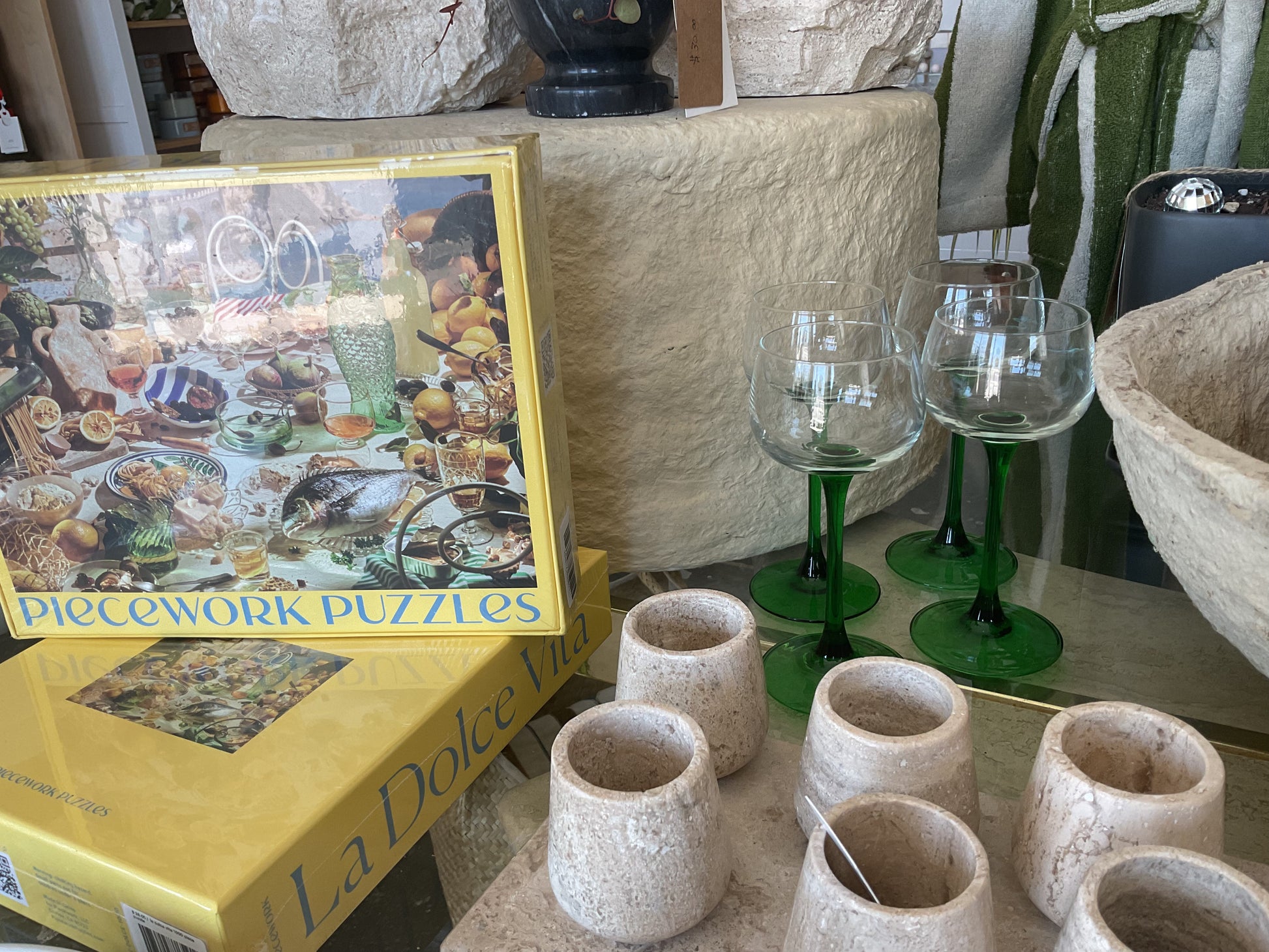 vintage hock green stemmed wine glasses - set of 4