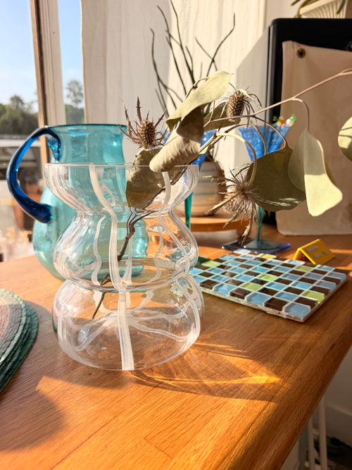 glass w. white swirl bubble vase