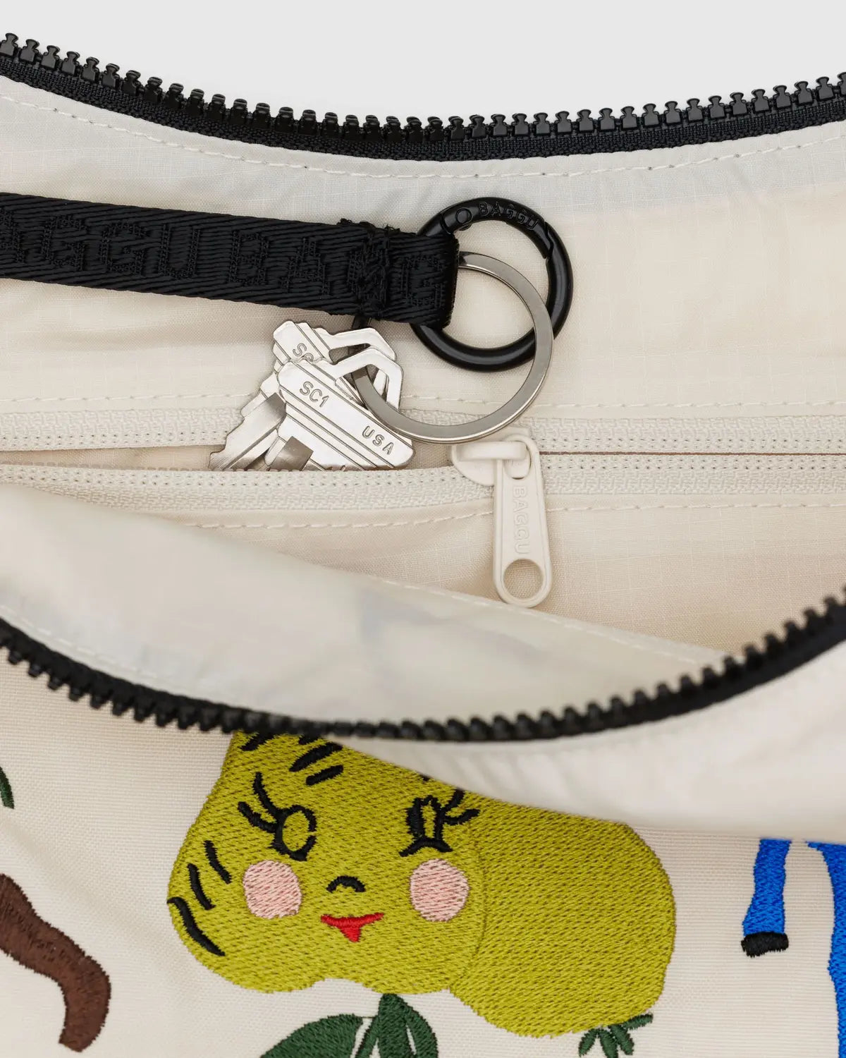 medium nylon crescent bag