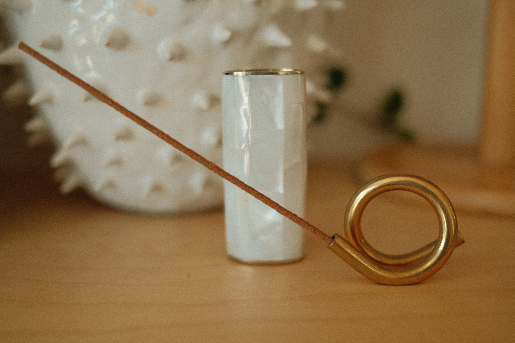 mother of pearl lighter holder