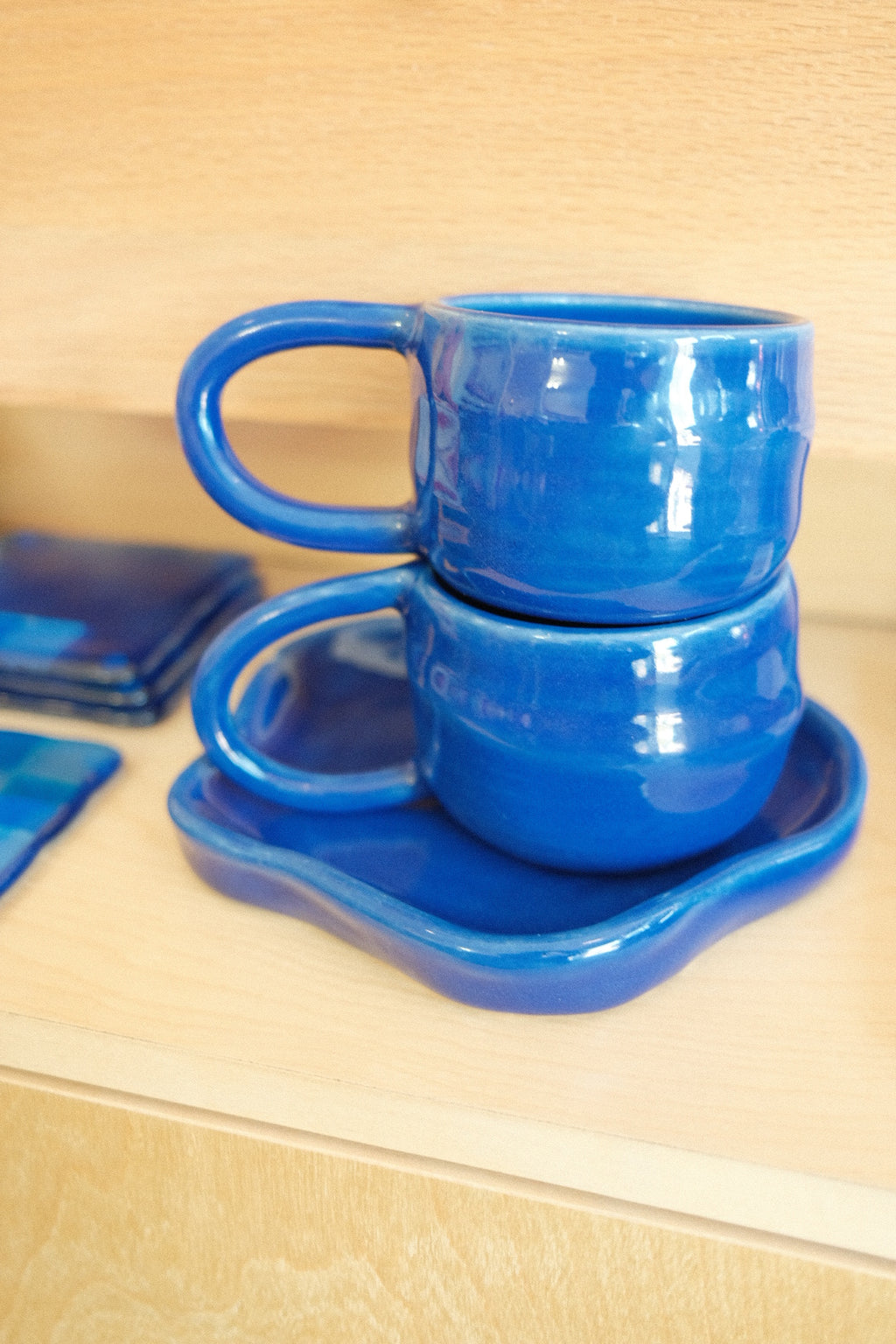handmade blue round ridge mug