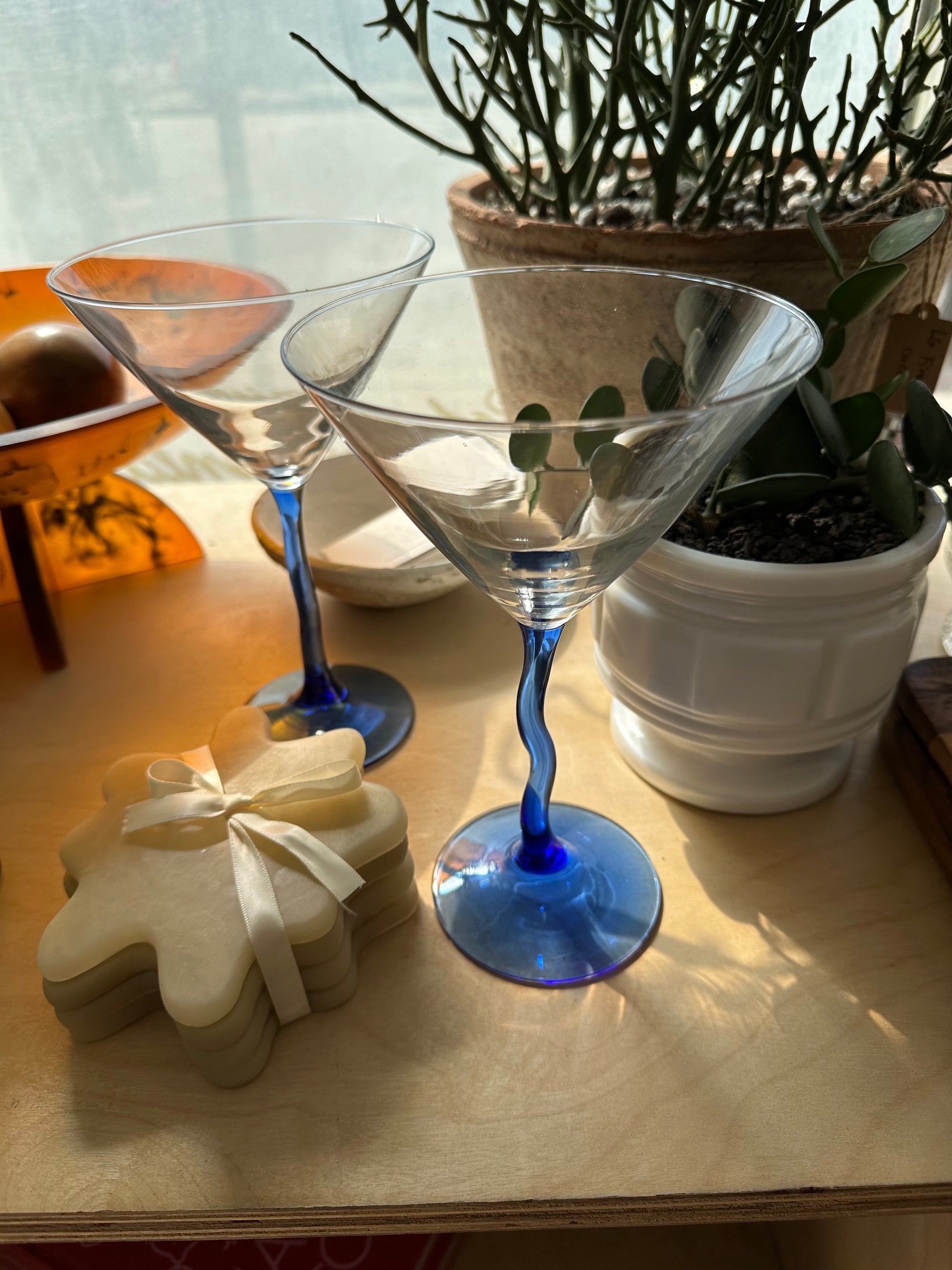 vintage blue squiggle martini glasses