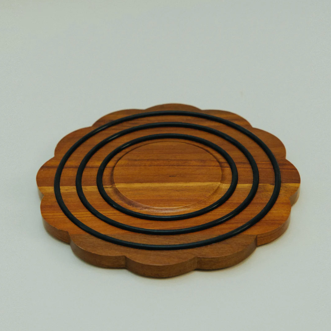 magnetic wooden trivet