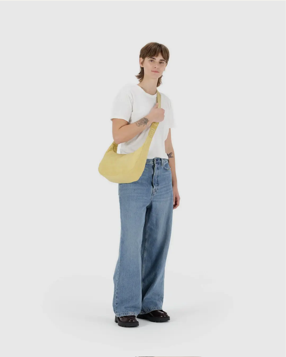 medium nylon crescent bag