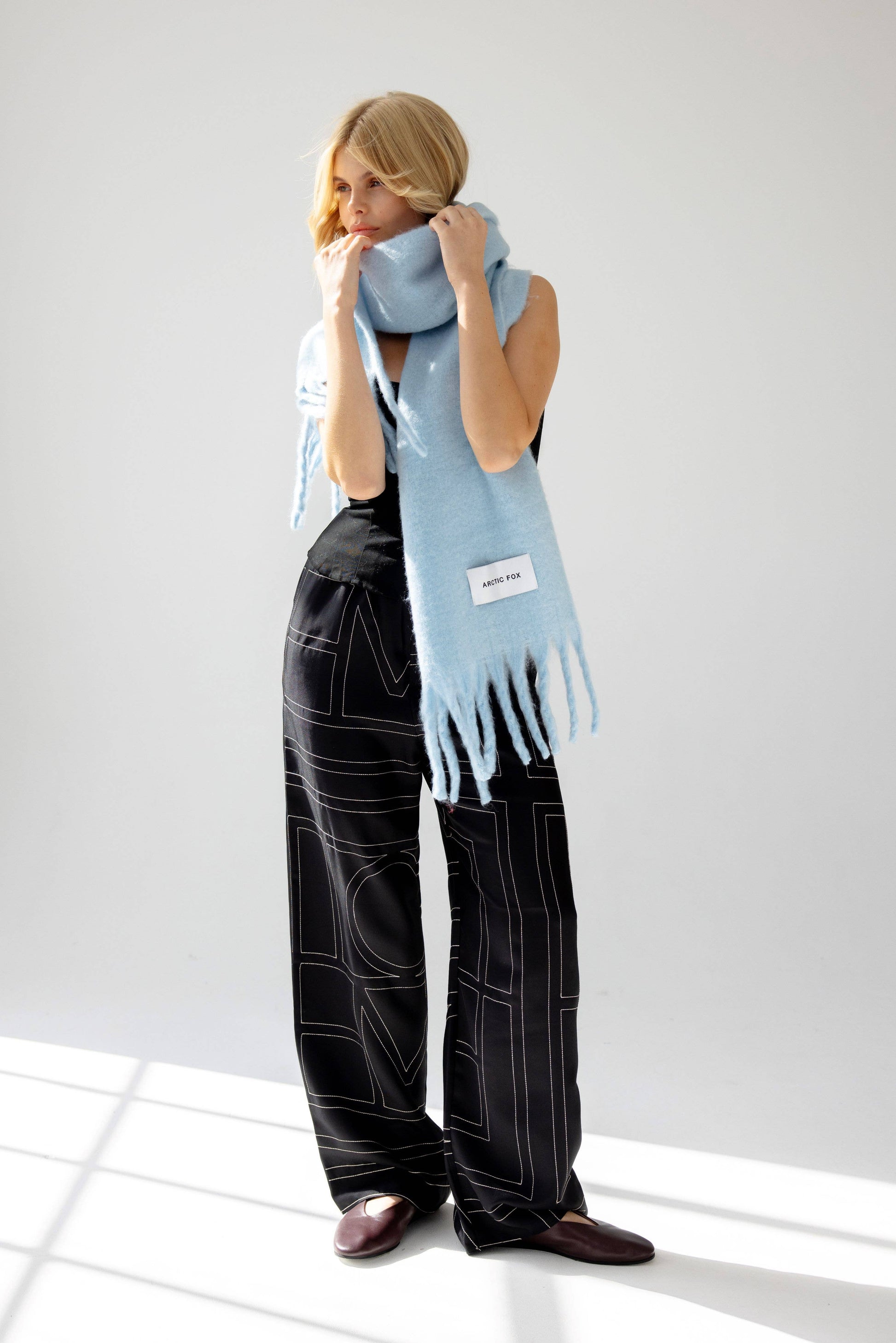 the stockholm scarf - 100% recycled - glacier blue