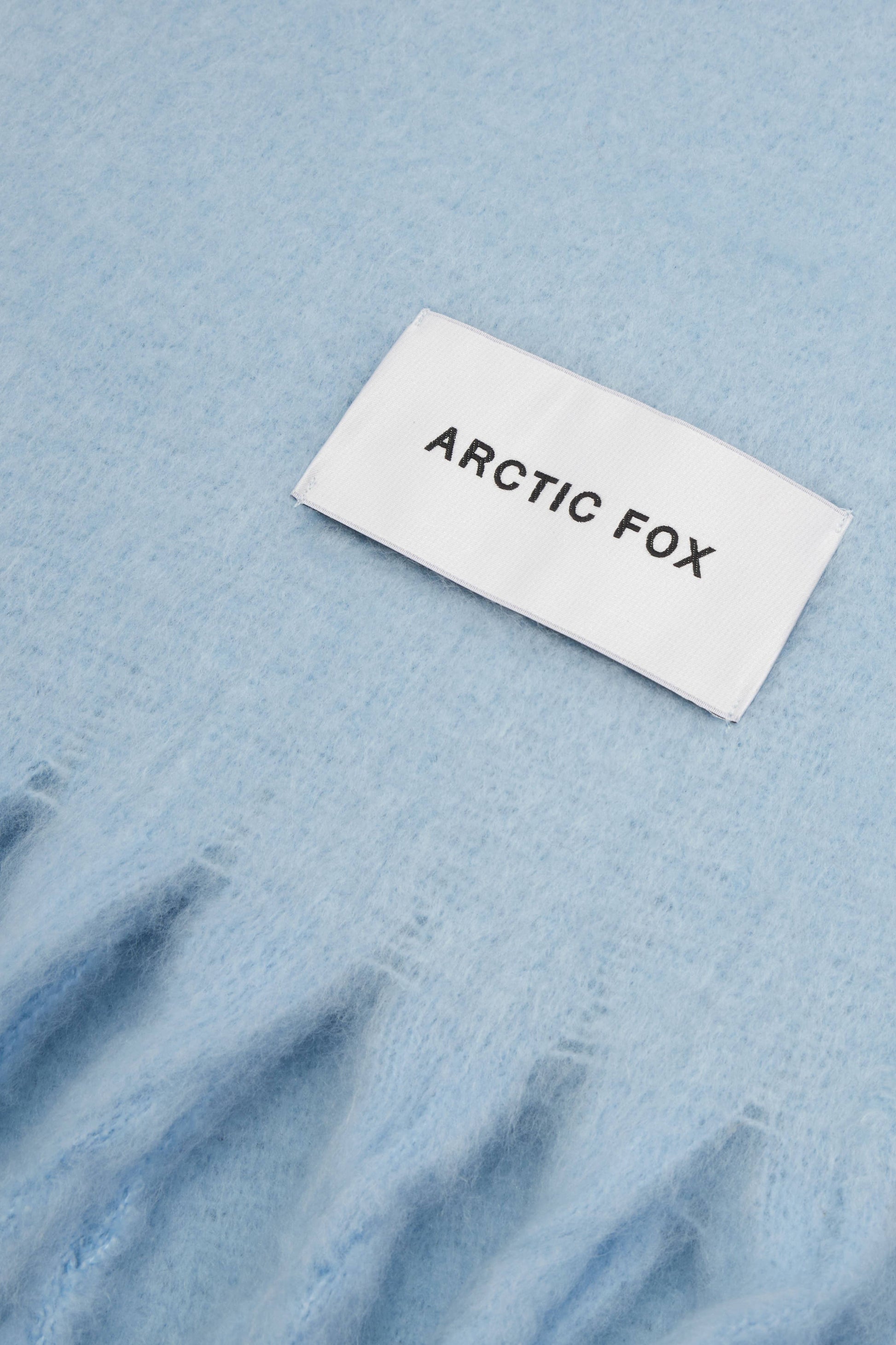 the stockholm scarf - 100% recycled - glacier blue