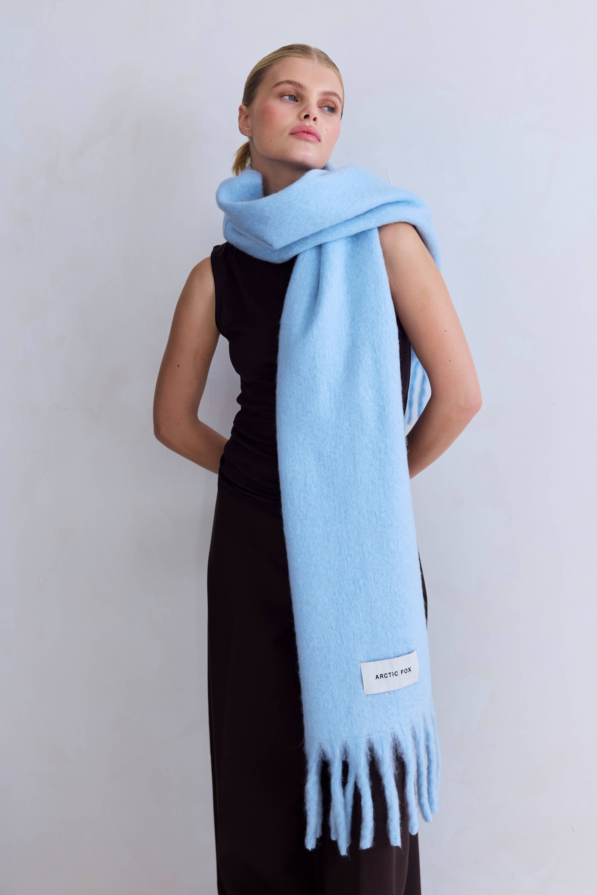 the stockholm scarf - 100% recycled - glacier blue