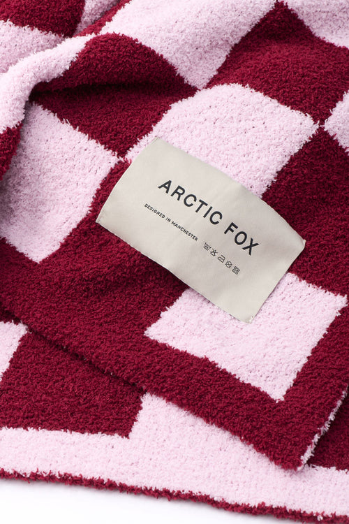the teddy throw - 100% recycled - pink check
