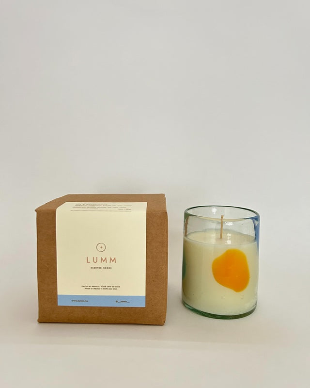 iris + sandalwood 10oz.