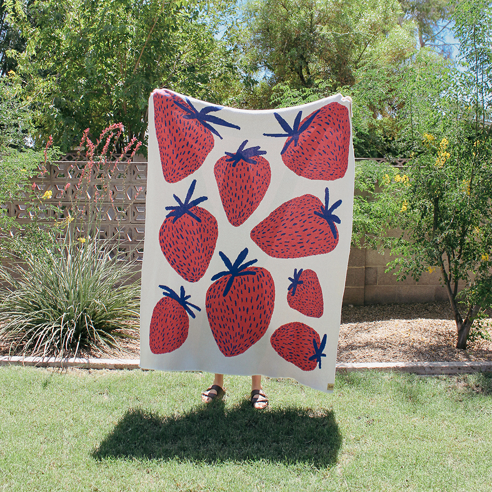 strawberry knit blanket