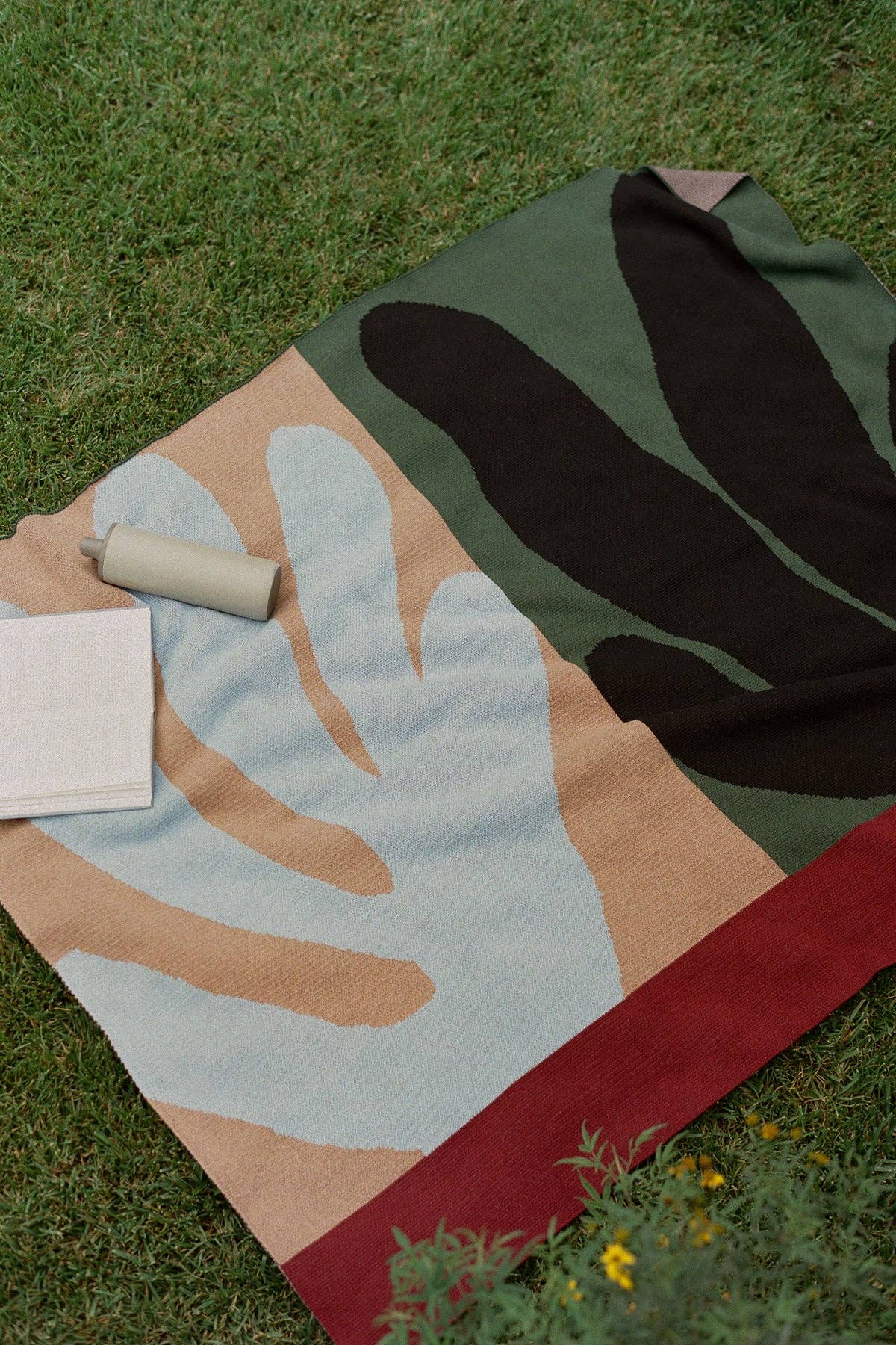 LOCH | throw blanket