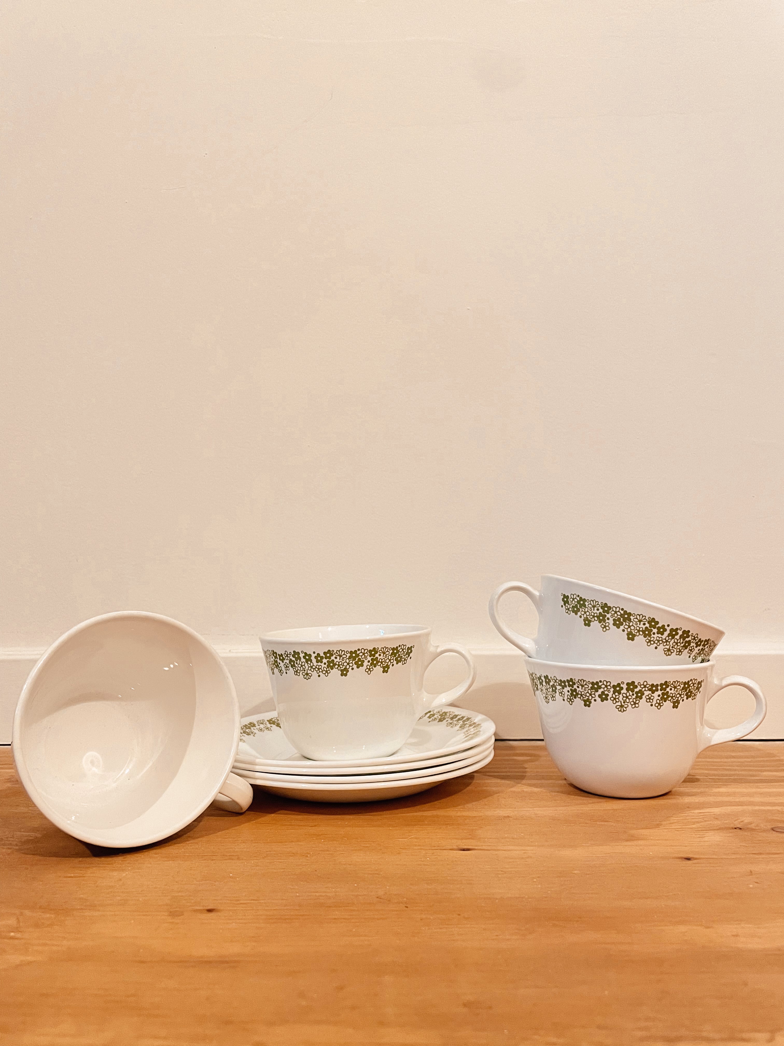 Corelle cup outlet and saucer set