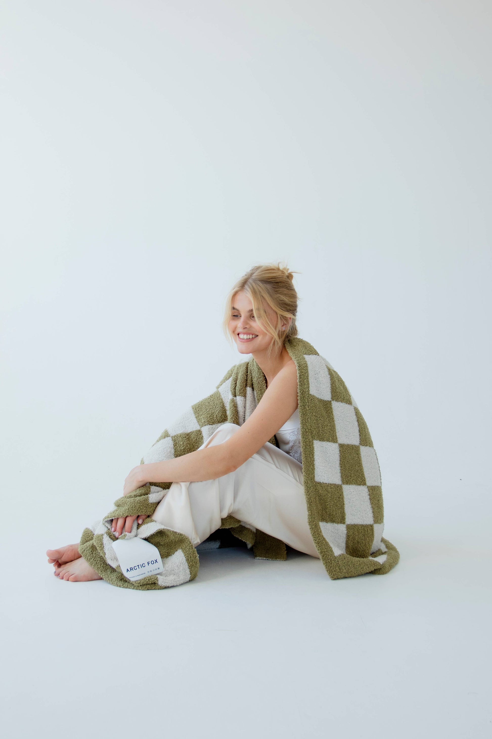 the teddy throw - 100% recycled - checkered