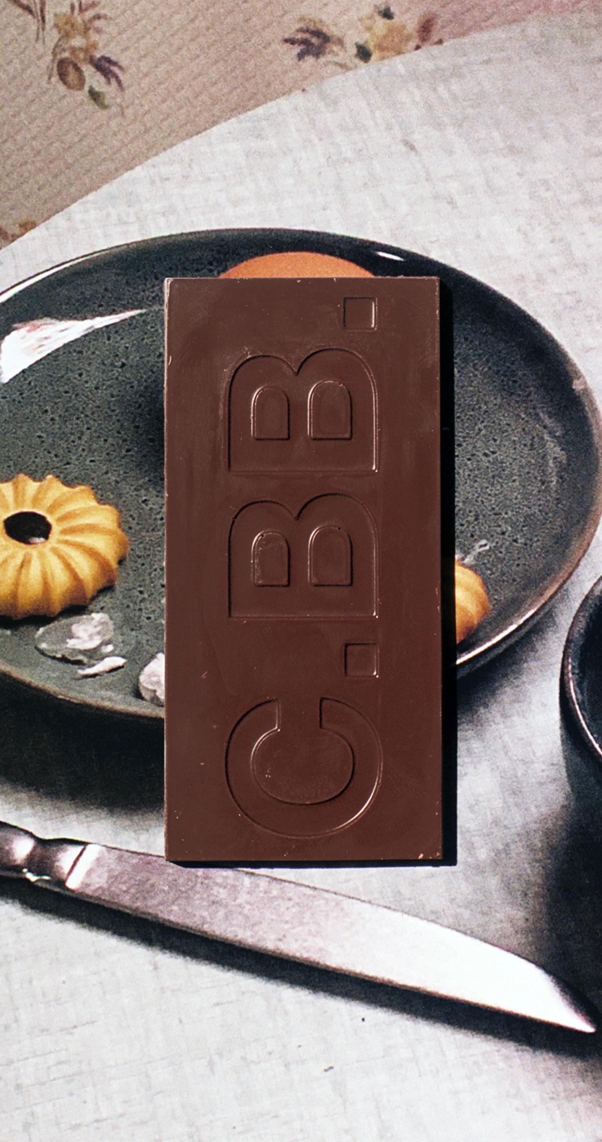 pure dark chocolate 74%
