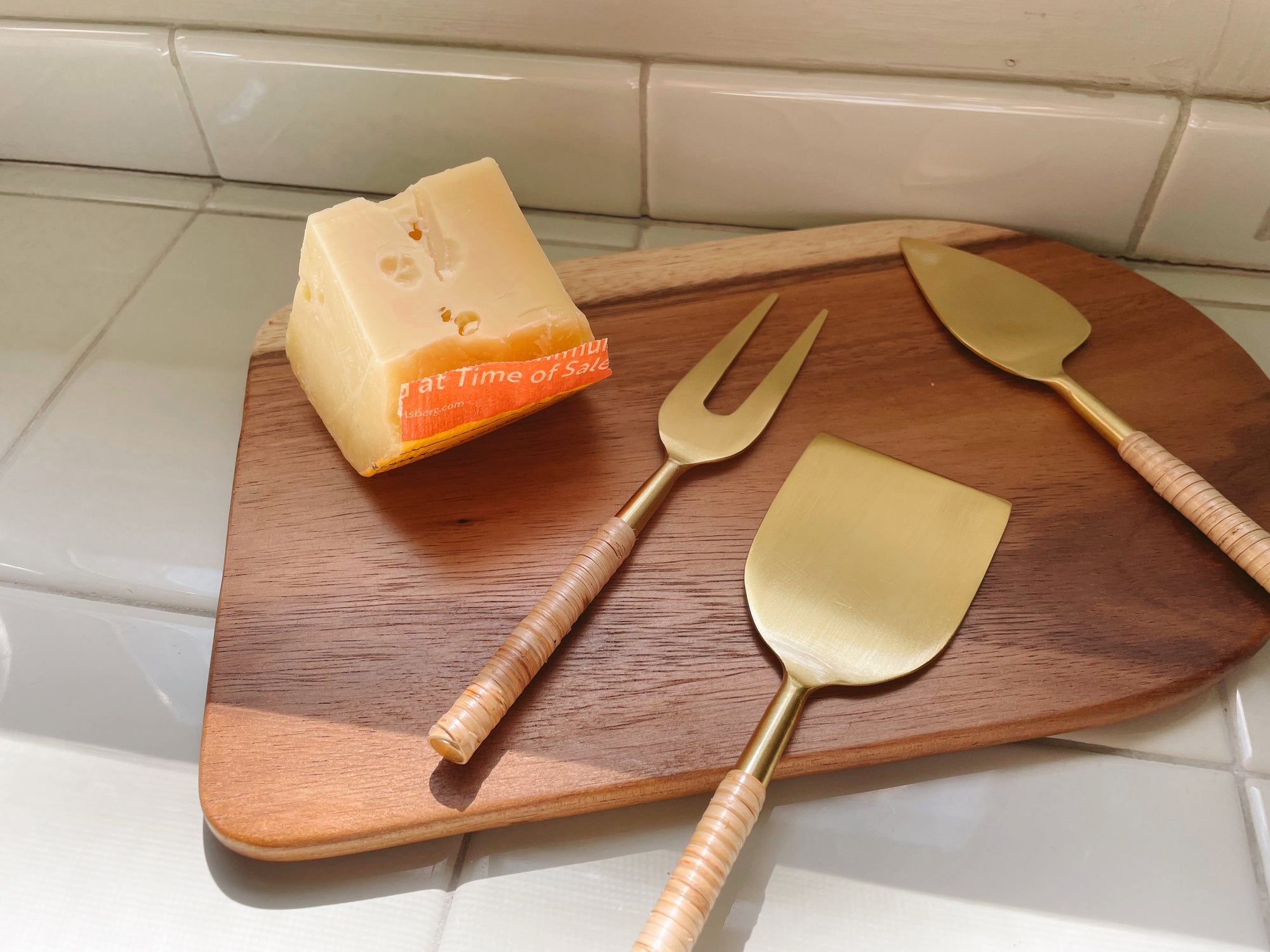 cheese servers with rattan handles