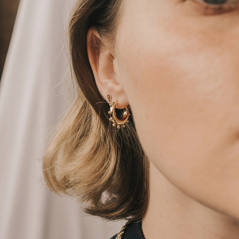 femme vermeil studs
